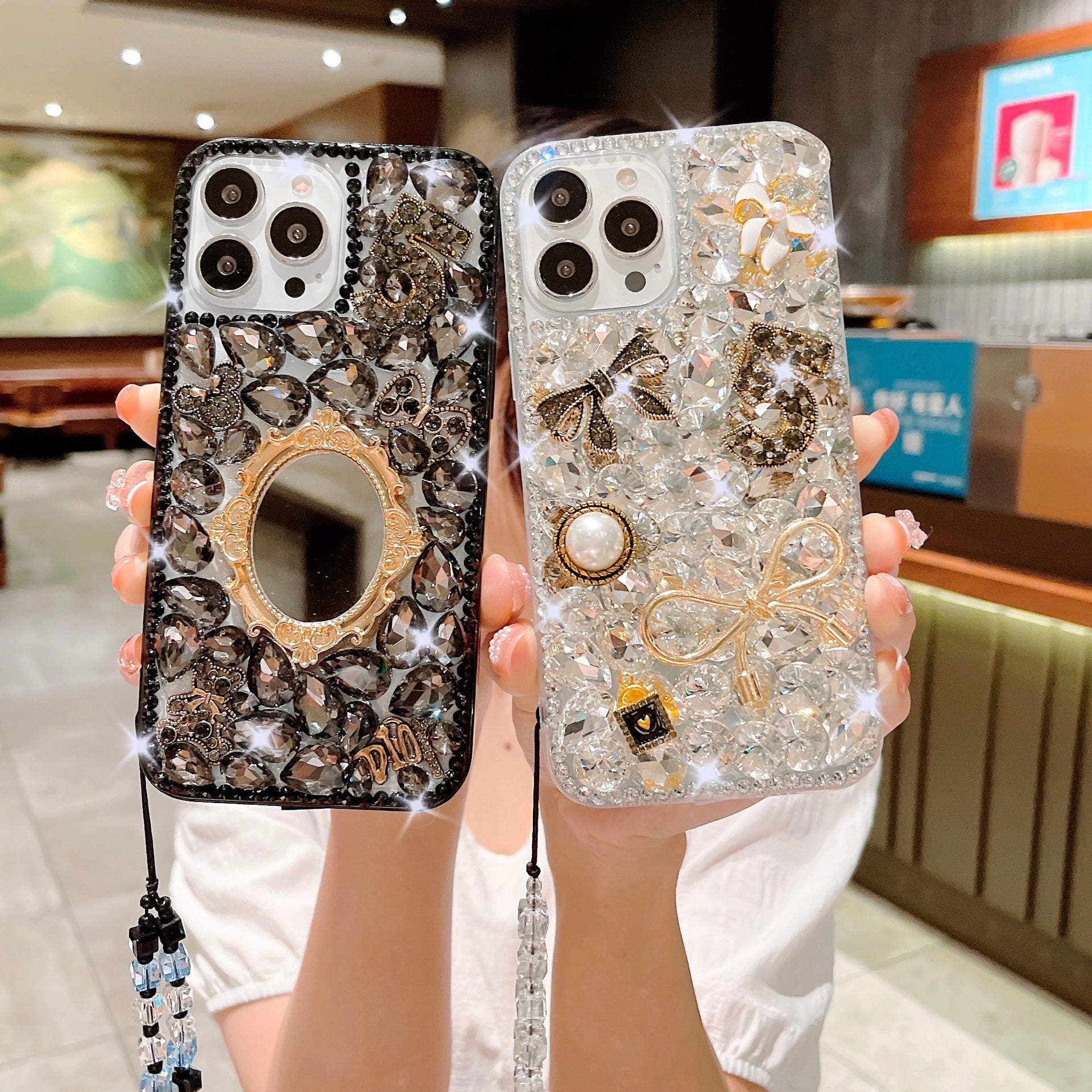 Luxury Rhinestone Phone Case for Women – All-Inclusive Protective Cover with Sparkling Design for iPhone & Android